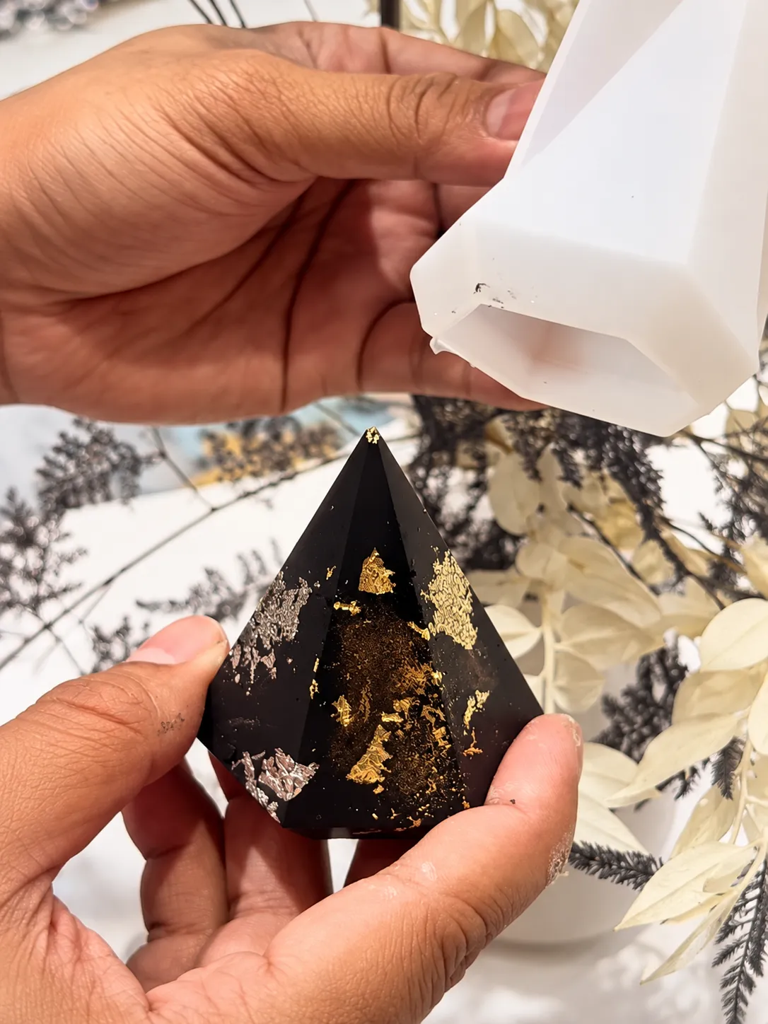 Damas — Jesmonite Ring Holders