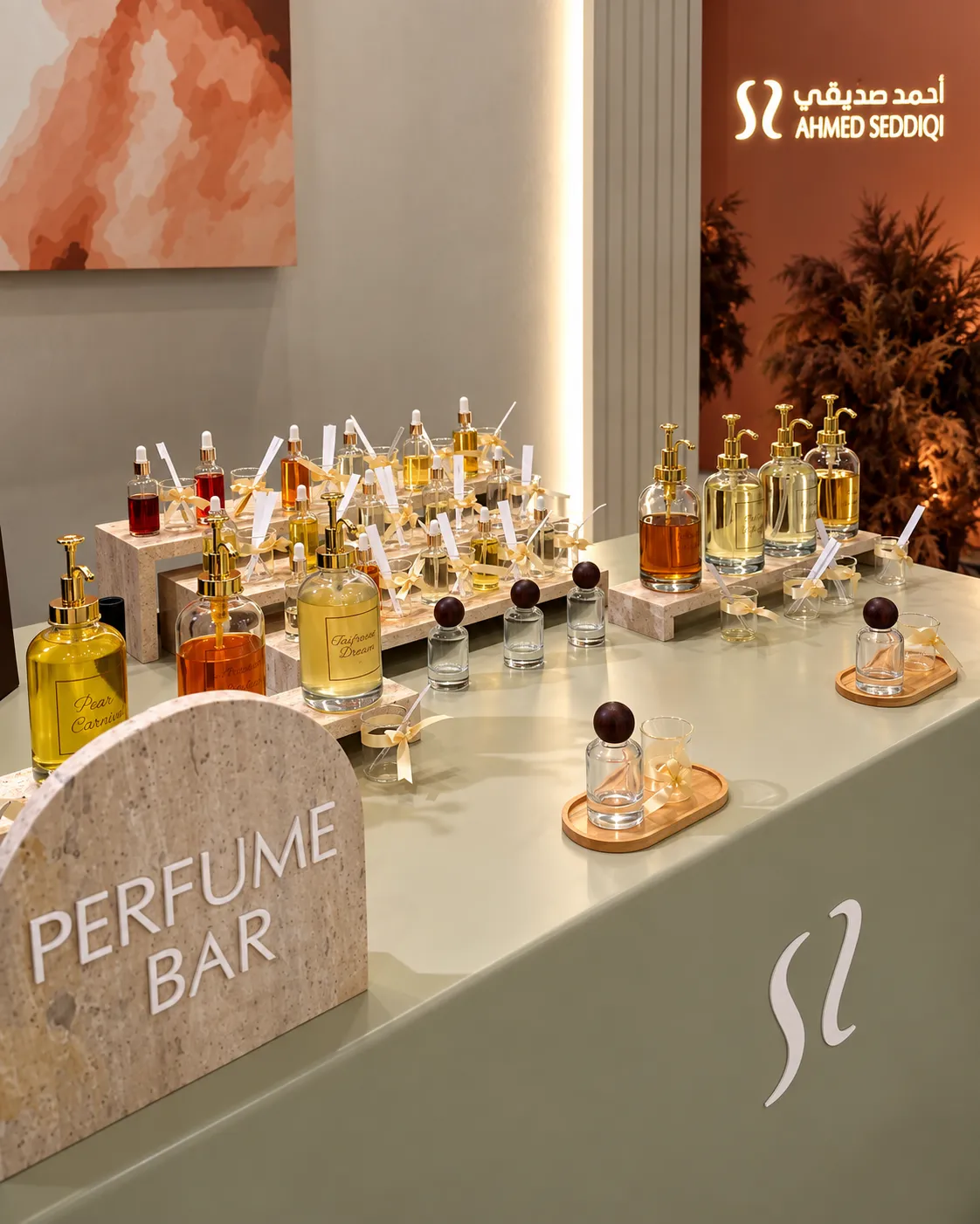Perfume & Fragrance Bar