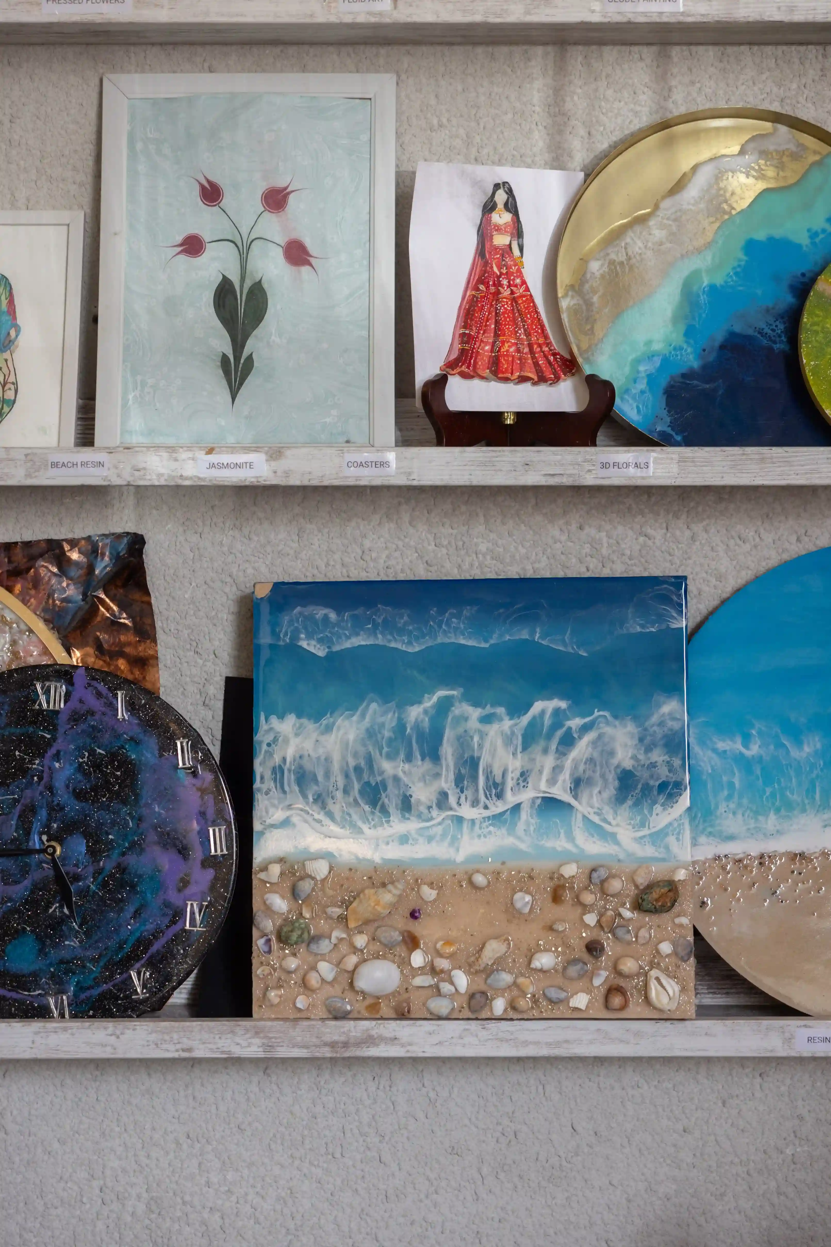 Pouring resin in layers